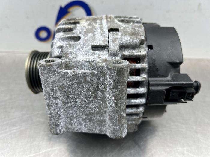 Gebruikte Dynamo Audi A4 Cabrio (B7) 2.0 TFSI 20V Prijs € 75,00 Margeregeling aangeboden door Gebr Opdam B.V.