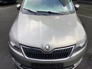 Gebruikte Motorkap Skoda Rapid 1.2 TSI Prijs € 250,00 Margeregeling aangeboden door Gebr Opdam B.V.