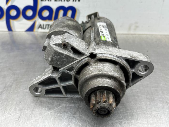 Gebruikte Startmotor Volkswagen Polo IV (9N1/2/3) 1.4 16V Prijs € 20,00 Margeregeling aangeboden door Gebr Opdam B.V.