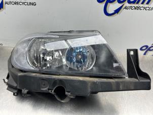 Gebruikte Koplamp rechts BMW 3 serie (E90) 318i 16V Prijs € 125,00 Margeregeling aangeboden door Gebr Opdam B.V.