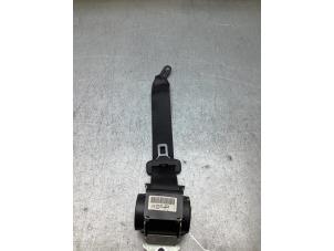 Gebruikte Veiligheidsgordel links-achter BMW 1 serie (E81) 116i 1.6 16V Prijs € 30,00 Margeregeling aangeboden door Gebr Opdam B.V.