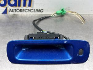 Gebruikte Achterklep Handgreep Suzuki Swift (ZA/ZC/ZD1/2/3/9) 1.3 VVT 16V Prijs € 40,00 Margeregeling aangeboden door Gebr Opdam B.V.