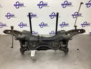 Gebruikte Subframe Toyota Yaris III (P13) 1.5 16V Hybrid Prijs € 250,00 Margeregeling aangeboden door Gebr Opdam B.V.