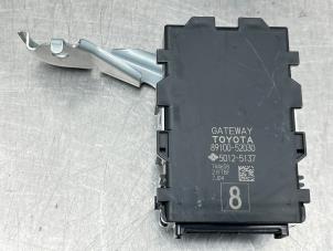 Gebruikte Gateway module Toyota Yaris III (P13) 1.5 16V Hybrid Prijs € 45,00 Margeregeling aangeboden door Gebr Opdam B.V.