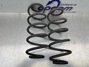 Gebruikte Veerschroef achter Suzuki Swift (ZA/ZC/ZD1/2/3/9) 1.3 VVT 16V Prijs € 40,00 Margeregeling aangeboden door Gebr Opdam B.V.