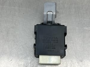 Gebruikte Ruitenwisser Module Toyota Yaris III (P13) 1.5 16V Hybrid Prijs € 30,00 Margeregeling aangeboden door Gebr Opdam B.V.