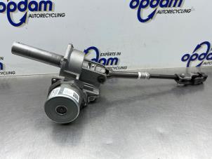 Gebruikte Servo Elektrisch Opel Corsa D 1.4 16V Twinport Prijs € 150,00 Margeregeling aangeboden door Gebr Opdam B.V.