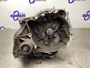 Gebruikte Versnellingsbak Renault Twingo II (CN) 1.2 Prijs € 250,00 Margeregeling aangeboden door Gebr Opdam B.V.