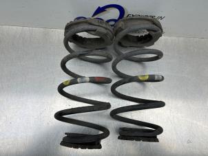 Gebruikte Schroefveer achter Alfa Romeo MiTo (955) 1.3 JTDm 16V Eco Prijs € 40,00 Margeregeling aangeboden door Gebr Opdam B.V.