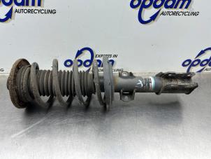 Gebruikte Mac Phersonpoot links-voor Saab 9-3 II (YS3F) 2.0T 16V Prijs € 60,00 Margeregeling aangeboden door Gebr Opdam B.V.