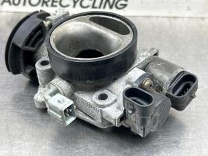 Gebruikte Gasklephuis Peugeot 106 II 1.4 XN,XR,XS,XT Prijs € 50,00 Margeregeling aangeboden door Gebr Opdam B.V.