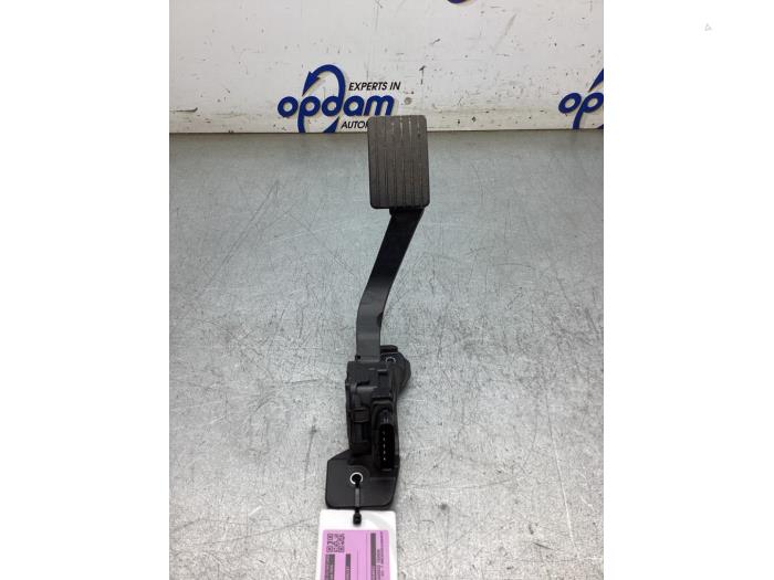Gebruikte Sensor Gaspedaalpositie Mitsubishi Space Star (A0) 1.0 12V Prijs € 35,00 Margeregeling aangeboden door Gebr Opdam B.V.