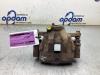 Suzuki Grand Vitara II (JT) 2.0 16V Remklauw (Tang) links-voor