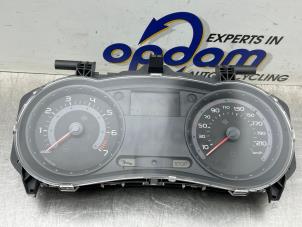 Gebruikte Tellerklok Renault Clio III (BR/CR) 1.4 16V Prijs € 85,00 Margeregeling aangeboden door Gebr Opdam B.V.