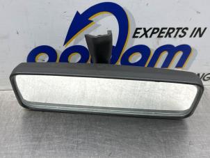 Gebruikte Spiegel binnen Fiat Punto II (188) 1.2 60 S Prijs € 25,00 Margeregeling aangeboden door Gebr Opdam B.V.
