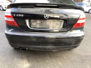 Gebruikte Achterbumper Mercedes C Sportcoupé (C203) 1.8 C-200K 16V Prijs € 100,00 Margeregeling aangeboden door Gebr Opdam B.V.