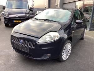 Gebruikte Versnellingsbak Fiat Grande Punto (199) 1.4 16V Prijs op aanvraag aangeboden door Gebr Opdam B.V.