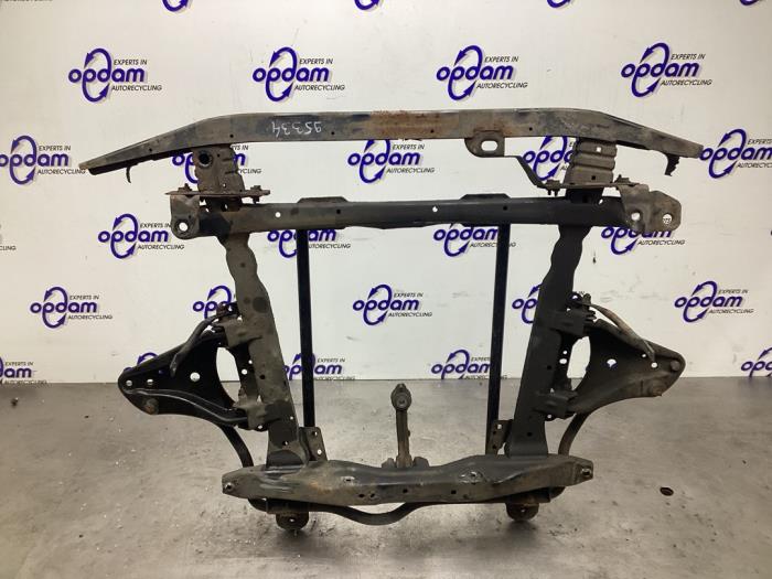 Gebruikte Subframe Renault Twingo II (CN) 1.2 Prijs € 100,00 Margeregeling aangeboden door Gebr Opdam B.V.