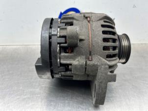 Gebruikte Dynamo Renault Twingo II (CN) 1.2 Prijs € 50,00 Margeregeling aangeboden door Gebr Opdam B.V.