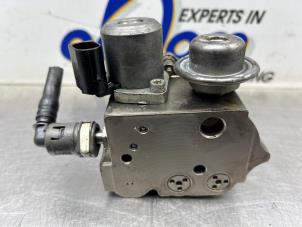 Gebruikte Hogedrukpomp Peugeot 308 SW (4E/H) 1.6 16V THP 155 Prijs € 450,00 Margeregeling aangeboden door Gebr Opdam B.V.