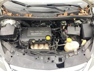 Gebruikte Motor Opel Corsa D 1.4 16V Twinport Prijs op aanvraag aangeboden door Gebr Opdam B.V.