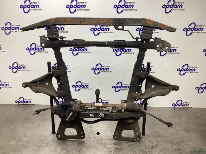 Gebruikte Subframe Renault Twingo II (CN) 1.2 16V Prijs € 199,00 Margeregeling aangeboden door Gebr Opdam B.V.