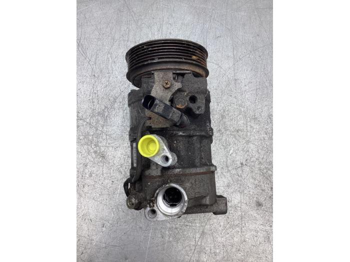 Pomp Airco van een Audi A5 Sportback (8TA) 1.8 TFSI 16V 2012