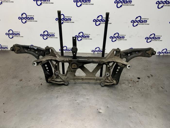 Gebruikte Subframe Audi A3 Sportback (8VA/8VF) 1.4 TFSI 16V Prijs € 150,00 Margeregeling aangeboden door Gebr Opdam B.V.