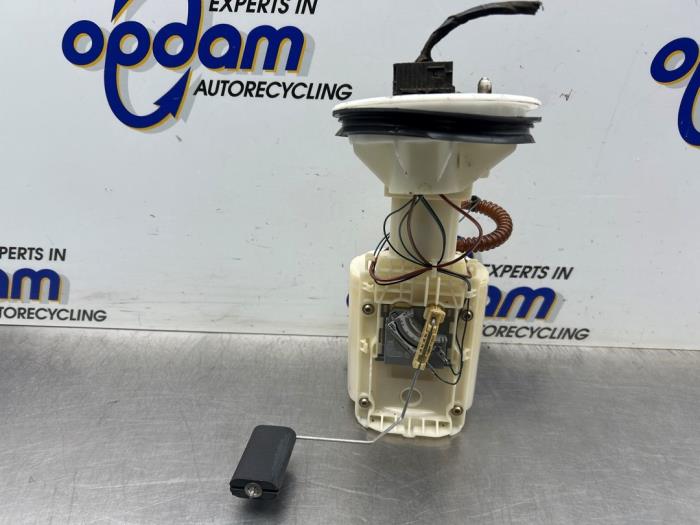 Gebruikte Benzinepomp BMW Mini (R50/53) 1.6 16V Cooper Prijs € 75,00 Margeregeling aangeboden door Gebr Opdam B.V.