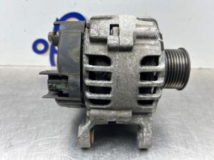 Gebruikte Dynamo Renault Twingo II (CN) 1.2 16V Prijs € 60,00 Margeregeling aangeboden door Gebr Opdam B.V.