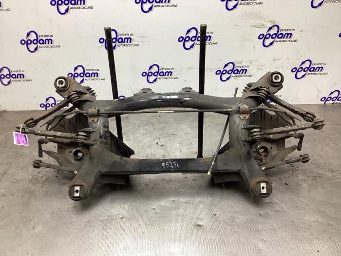 Gebruikte Subframe BMW 3 serie (F30) 320i 2.0 16V Prijs € 200,00 Margeregeling aangeboden door Gebr Opdam B.V.