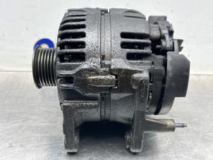 Gebruikte Dynamo Volkswagen Golf V (1K1) 1.6 FSI 16V Prijs € 65,00 Margeregeling aangeboden door Gebr Opdam B.V.