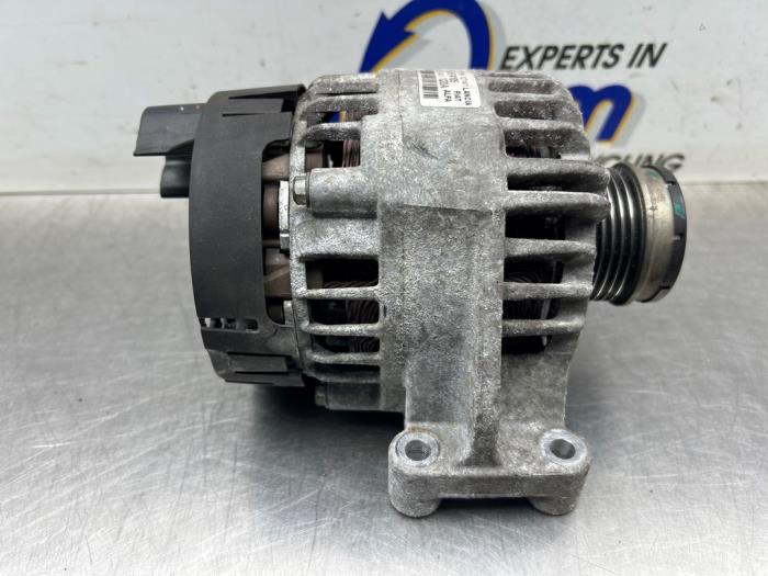Gebruikte Dynamo Fiat 500 (312) 0.9 TwinAir 60 Prijs € 70,00 Margeregeling aangeboden door Gebr Opdam B.V.