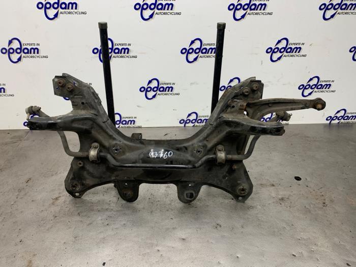Gebruikte Subframe Fiat 500 (312) 0.9 TwinAir 60 Prijs € 99,00 Margeregeling aangeboden door Gebr Opdam B.V.