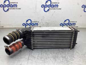 Intercooler van een Opel Crossland (X) 1.2 Turbo 12V 2019
