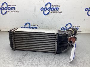 Intercooler van een Opel Crossland (X) 1.2 Turbo 12V 2019