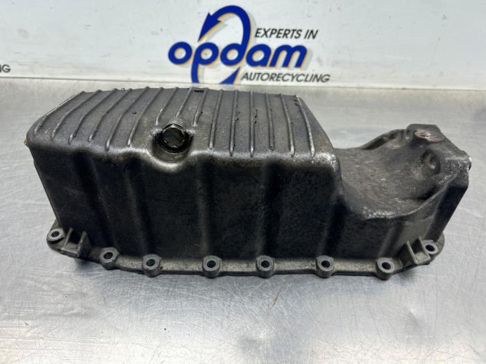 Gebruikte Carterpan Fiat Grande Punto (199) 1.4 T-Jet 16V Prijs € 60,00 Margeregeling aangeboden door Gebr Opdam B.V.