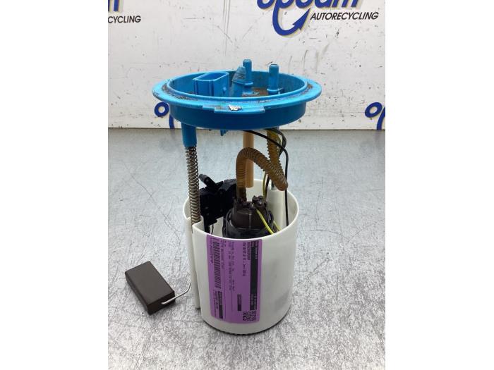 Gebruikte Benzinepomp Volkswagen Beetle (16AE) 1.4 TSI 16V Prijs € 35,00 Margeregeling aangeboden door Gebr Opdam B.V.