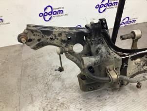 Subframe van een Opel Combo 1.3 CDTI 16V ecoFlex 2013