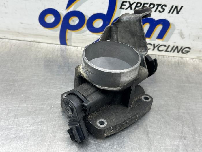 Gebruikte Gasklephuis Ford Fiesta 5 (JD/JH) 1.3 Prijs € 50,00 Margeregeling aangeboden door Gebr Opdam B.V.