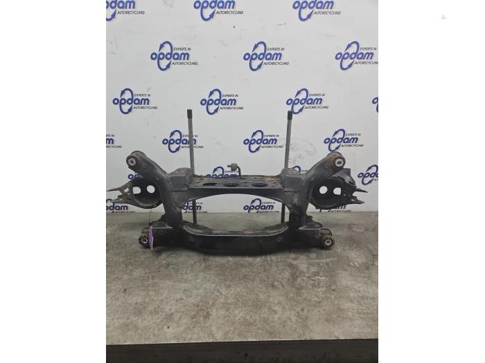 Gebruikte Subframe Toyota RAV4 (A5) 2.5 Hybrid 16V Prijs € 200,00 Margeregeling aangeboden door Gebr Opdam B.V.