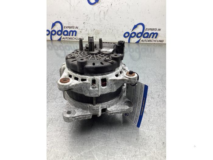 Gebruikte Alternator Renault Kadjar (RFEH) 1.2 Energy TCE 130 Prijs € 75,00 Margeregeling aangeboden door Gebr Opdam B.V.