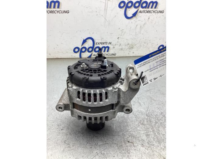 Gebruikte Dynamo Opel Karl 1.0 12V Prijs € 75,00 Margeregeling aangeboden door Gebr Opdam B.V.