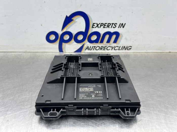 Gebruikte Module Bodycontrol Volkswagen Polo V (6R) 1.2 TSI Prijs € 122,00 Margeregeling aangeboden door Gebr Opdam B.V.