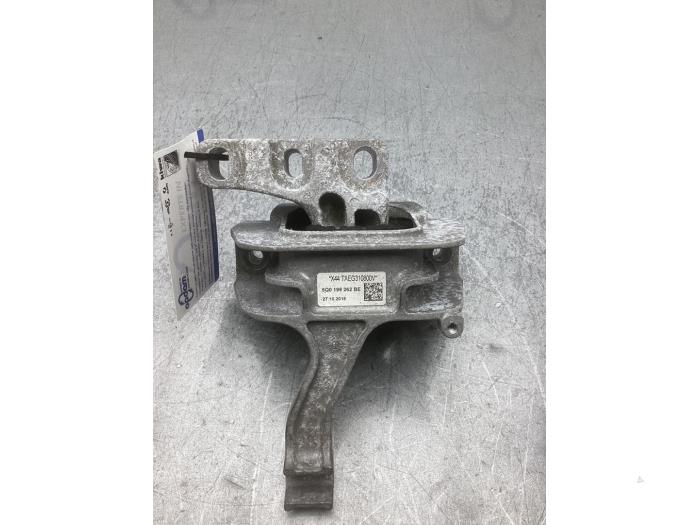 Gebruikte Motorrubber Volkswagen Passat Variant (3G5) 1.4 TSI 16V Prijs € 40,00 Margeregeling aangeboden door Gebr Opdam B.V.