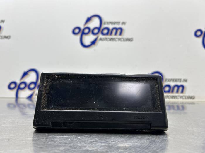 Gebruikte Display Interieur Volvo V50 (MW) 1.8 16V Prijs € 45,00 Margeregeling aangeboden door Gebr Opdam B.V.