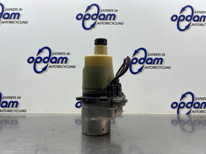 Gebruikte Servopomp Volvo V50 (MW) 1.8 16V Prijs € 150,00 Margeregeling aangeboden door Gebr Opdam B.V.