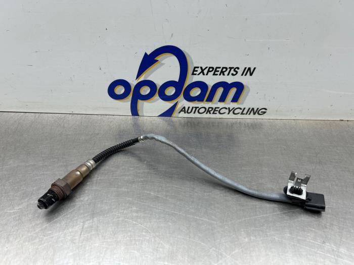 Gebruikte Lambda Sonde Renault Clio III (BR/CR) 1.2 16V TCe 100 Prijs € 35,00 Margeregeling aangeboden door Gebr Opdam B.V.