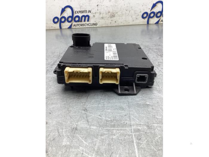 Gebruikte Bodycontrol Module Opel Vivaro 1.6 CDTi BiTurbo 125 Prijs € 60,50 Inclusief btw aangeboden door Gebr Opdam B.V.