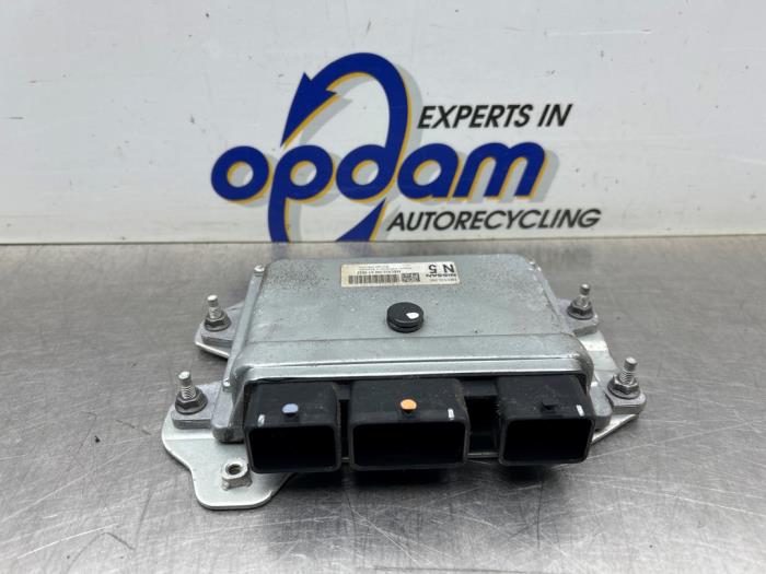 Gebruikte Computer Motormanagement Nissan Qashqai (J10) 2.0 16V Prijs € 125,00 Margeregeling aangeboden door Gebr Opdam B.V.